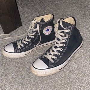 Black high top converse